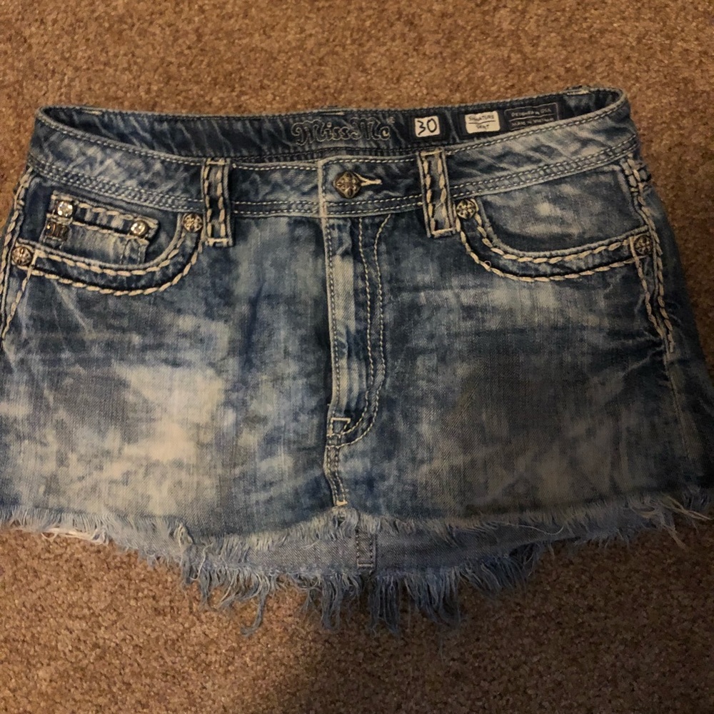 MISS ME SKIRT